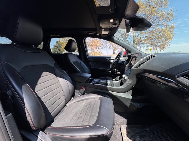 Vehicle Photo 10