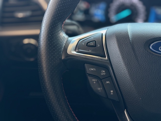 Vehicle Photo 17