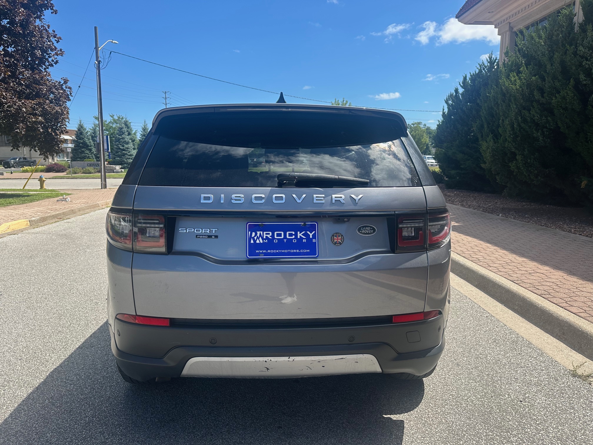 Vehicle Photo 4