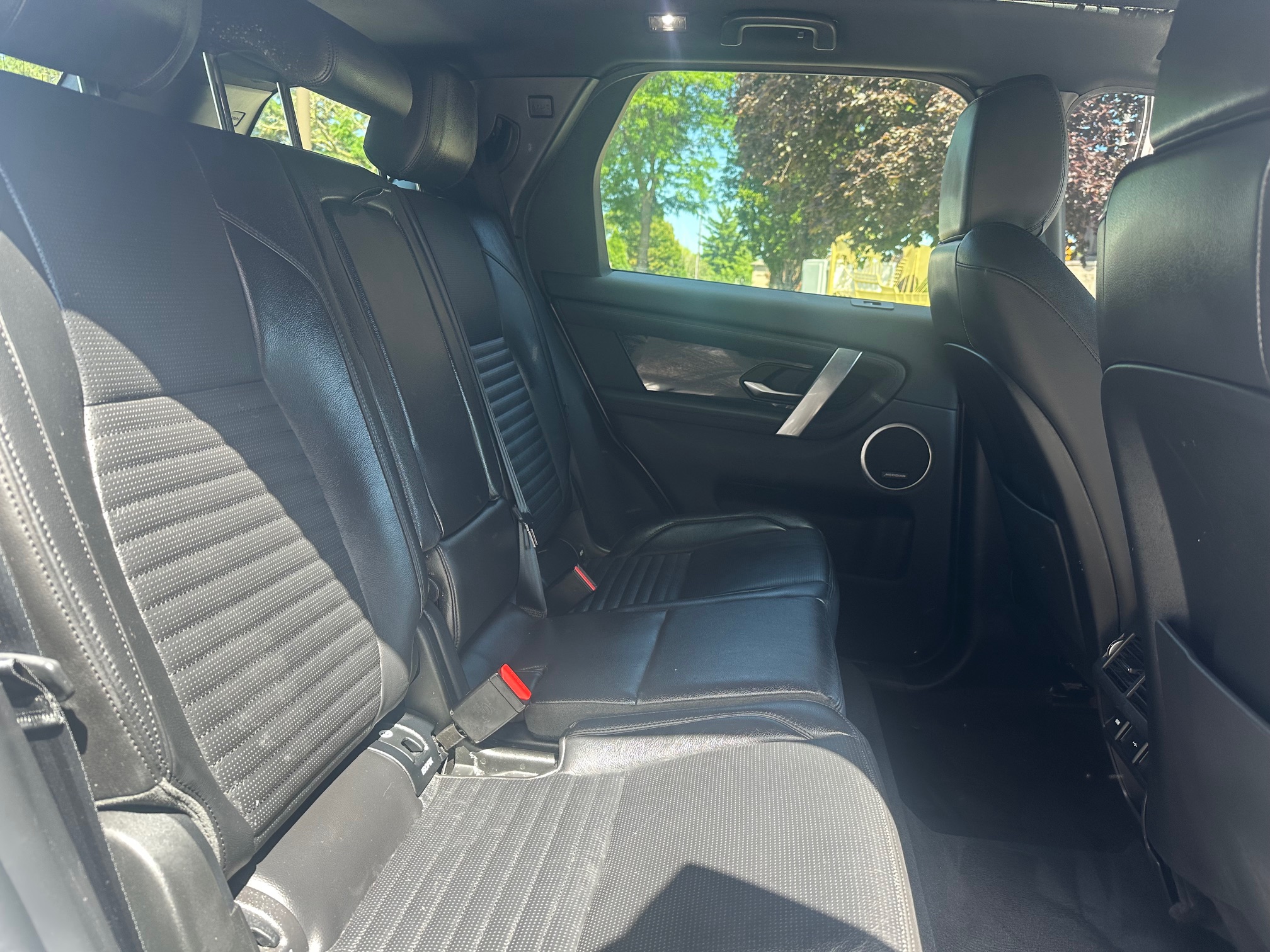 Vehicle Photo 11