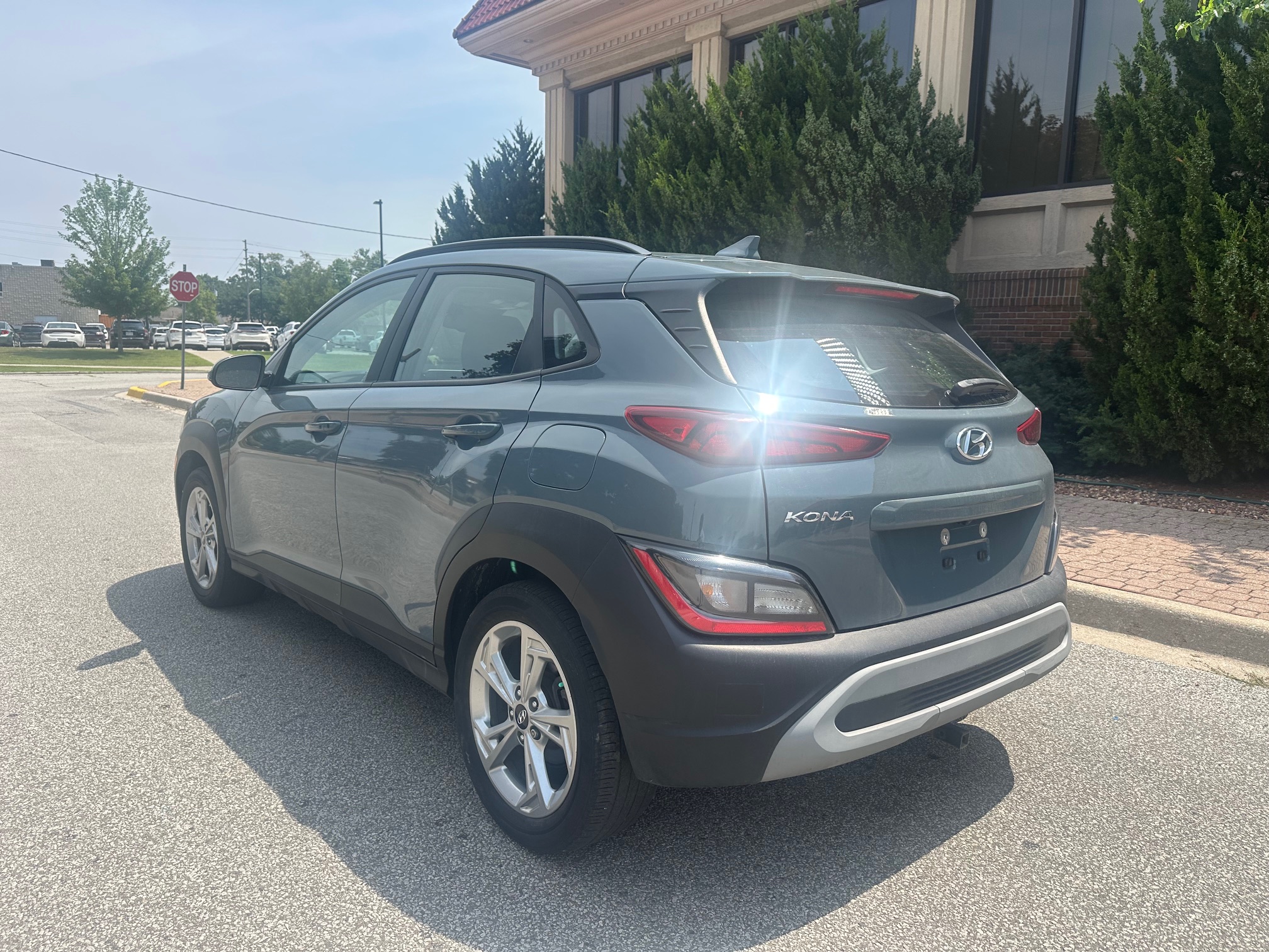 Vehicle Photo 4