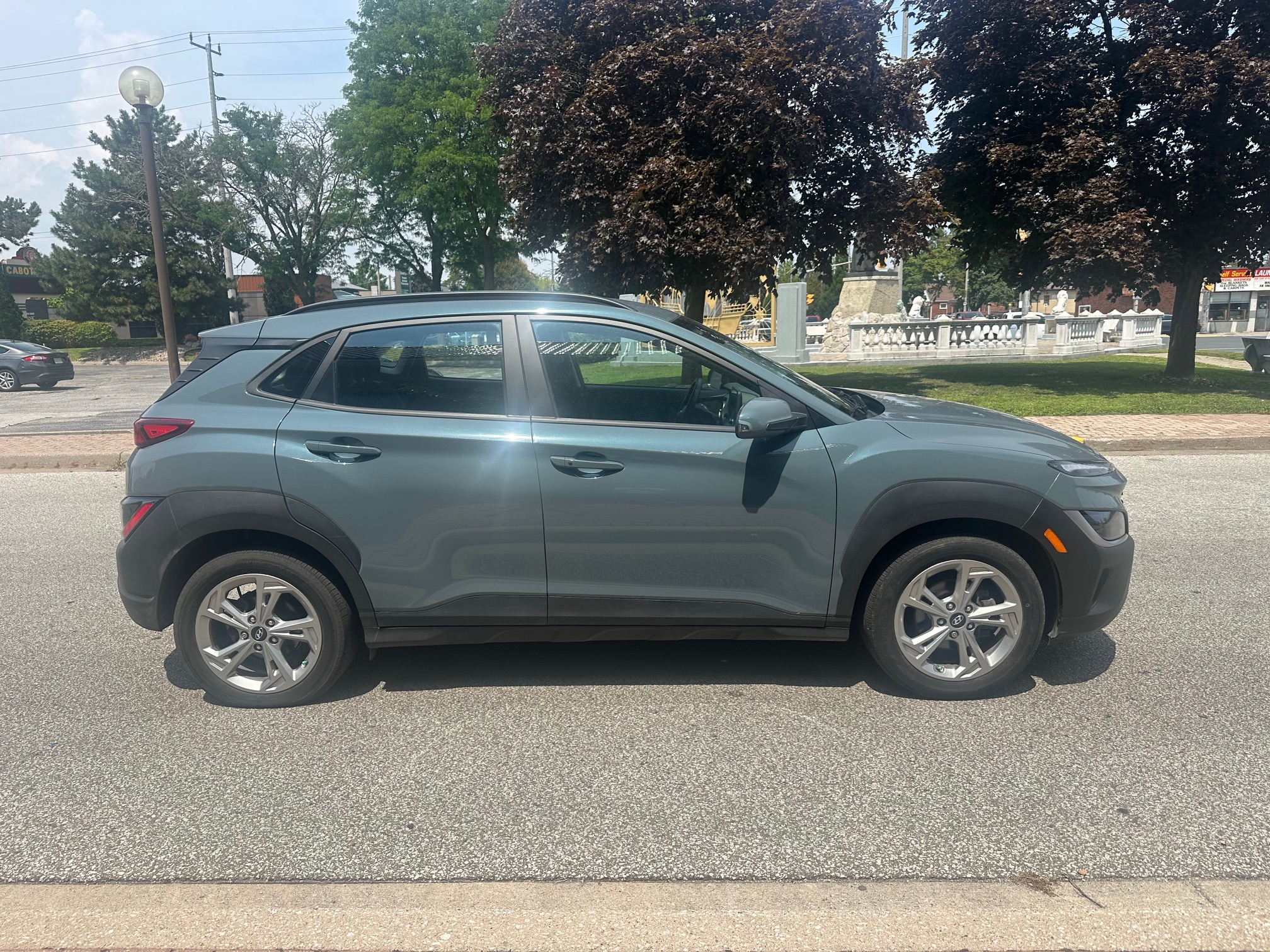 Vehicle Photo 5