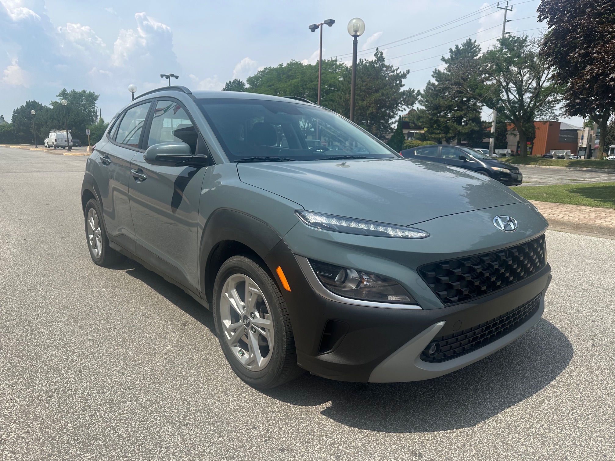 Vehicle Photo 7